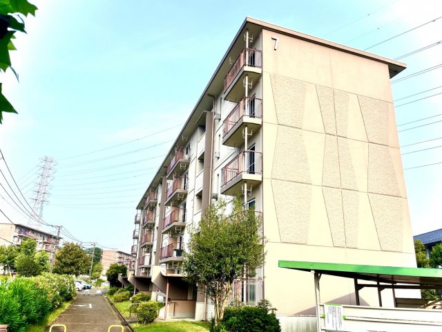 くずは台団地7号棟の外観画像