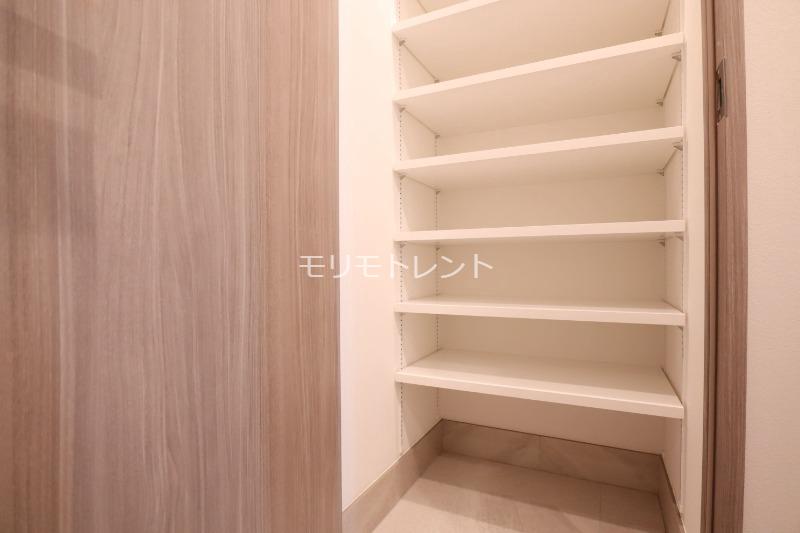 イプセ代々木レジデンス5階 室内写真