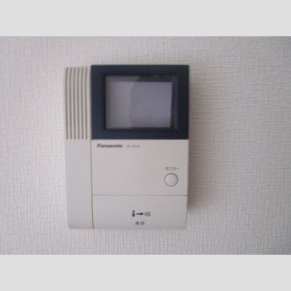 モナリエ春日　Ⅰ・ⅡⅡ101号室 リビング