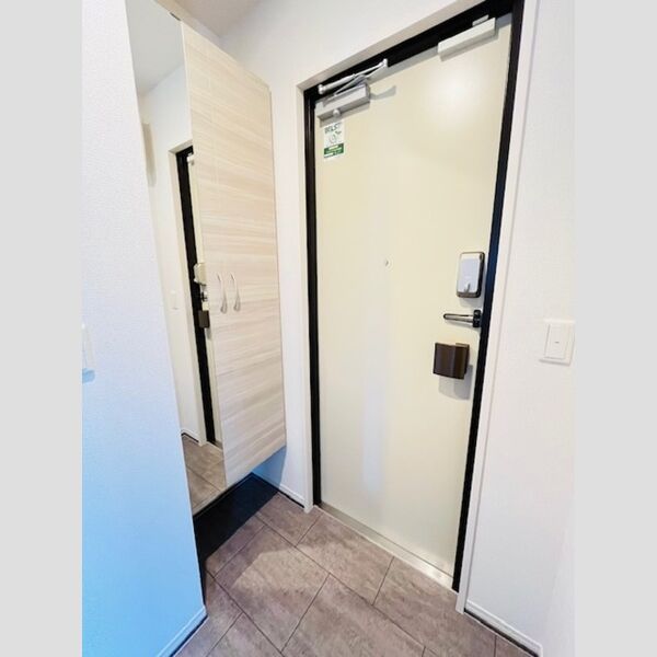 ブリーズコースト夕陽ヶ丘301号室 玄関