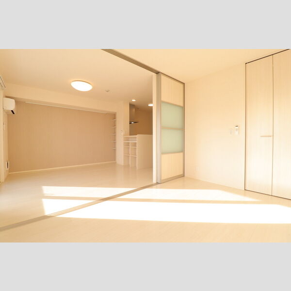 ロイジェントパークス レイクタウン Ⅲ　I105号室 洋室