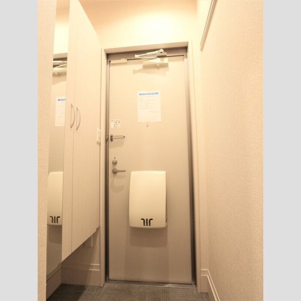 クレアンジュ202号室 玄関