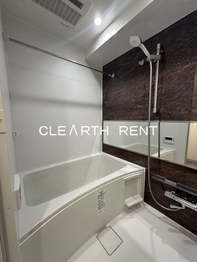 プラシア蒲田 ＴＨＥ ＧＲＡＮＤ ＲＥＳＩＤＥＮＣＥ6階 浴室乾燥機付きバスルーム/追い焚き機能付き