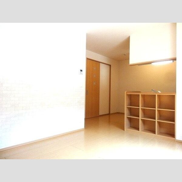 サンモールB LDK11.5帖