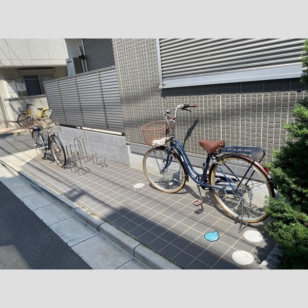 Bloom302号室 駐輪スペース