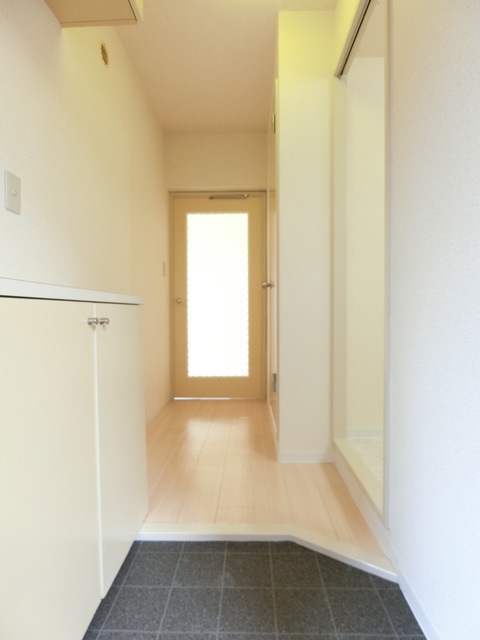 ドルチェ武蔵野 玄関