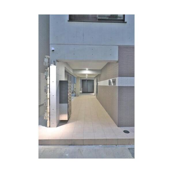 ラ・フォート元町中華街203号室 エントランス