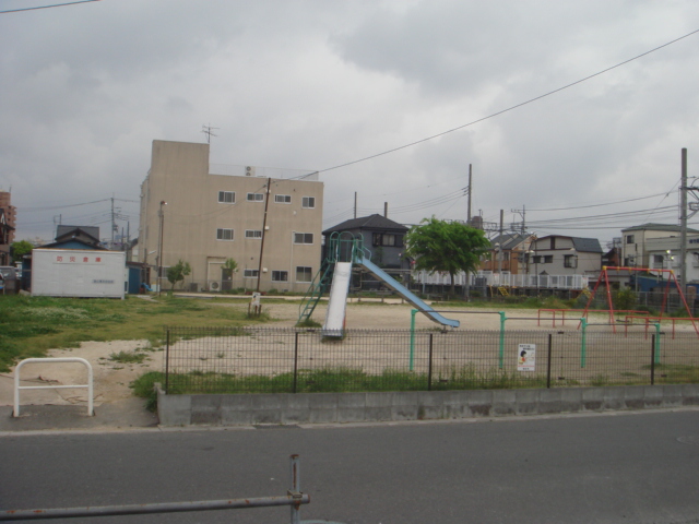 エステート山崎 公園まで800ｍ