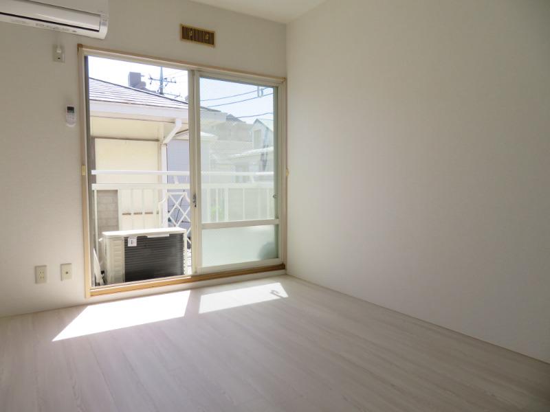 サンヒルズ栗山2階 ※別号室の写真となります。現況優先です。