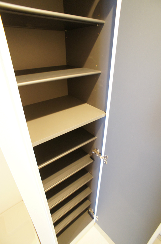 リブリ・ブラウニー 希望が丘 玄関