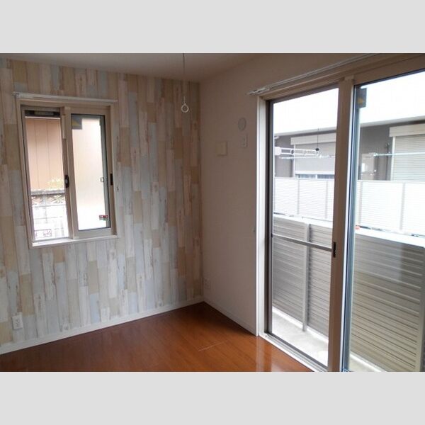 アルファⅢ102号室 洋室5帖(角部屋)