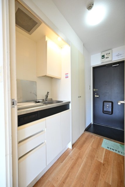 ナイスアーバンスピリッツ鶴見市場Ⅱ芦澤ビル3階 キッチン