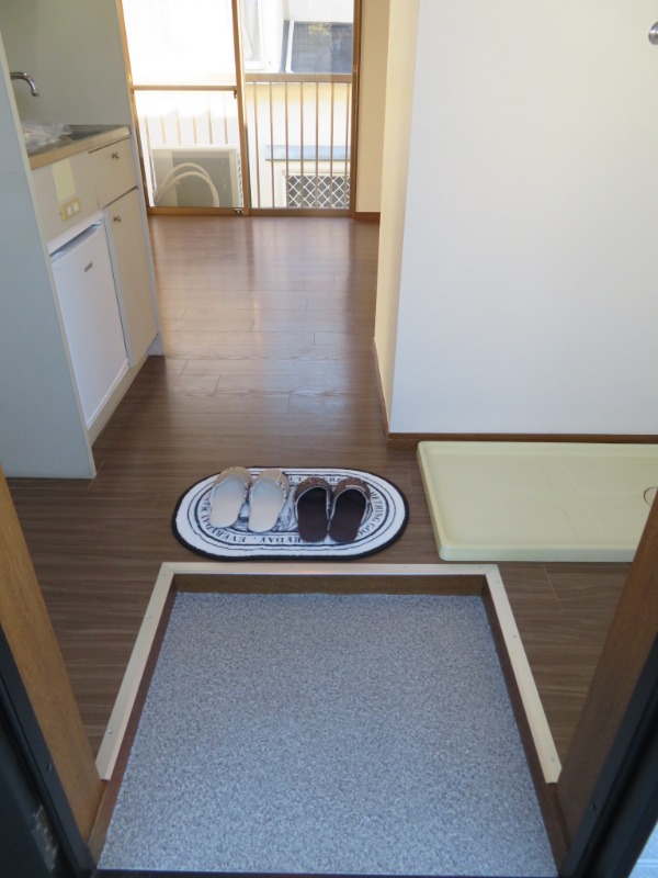 トラカーサ日吉 玄関