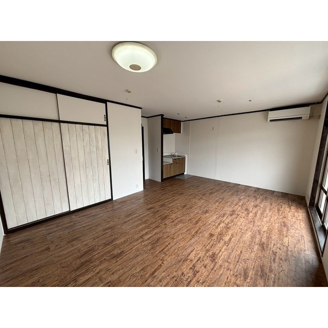 ティアラ湘南海岸 内観