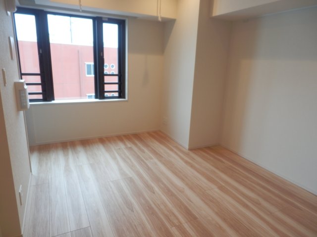 びゅうリエットグラン新宿戸山1102号室 リビング