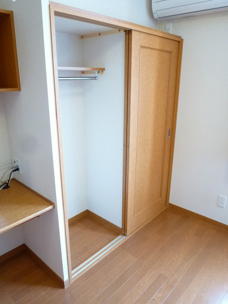 レオパレス小見川 内観