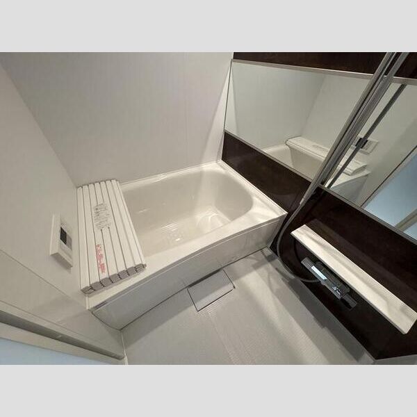 セレスティア南花畑Ⅲ205号室 浴室