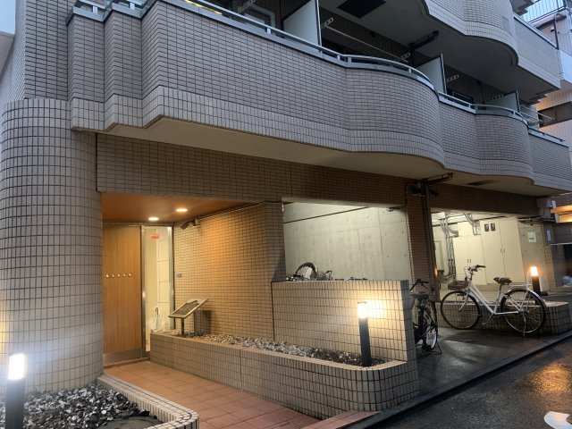 リエックス吉祥寺201号室 エントランス