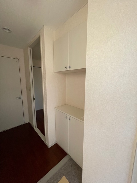 ソレイユ・メゾンＢ 玄関