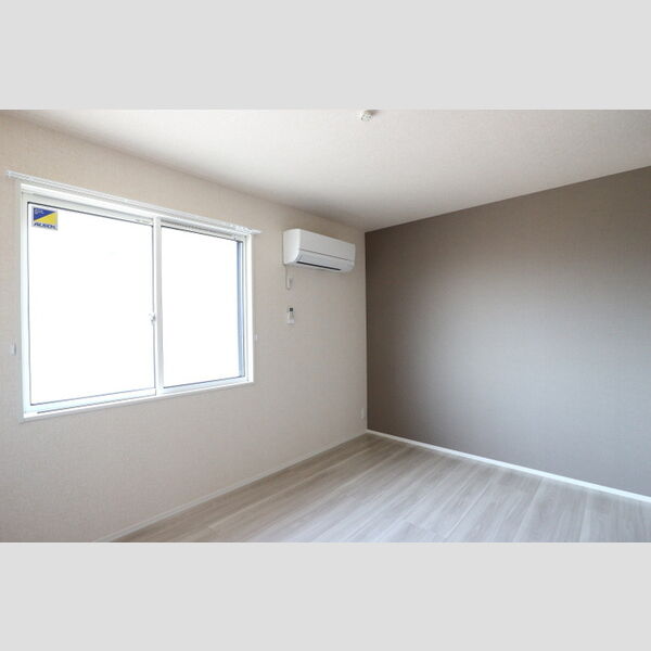 リベラル105号室 洋室