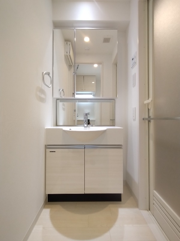 クレイシア立川6階 洗面