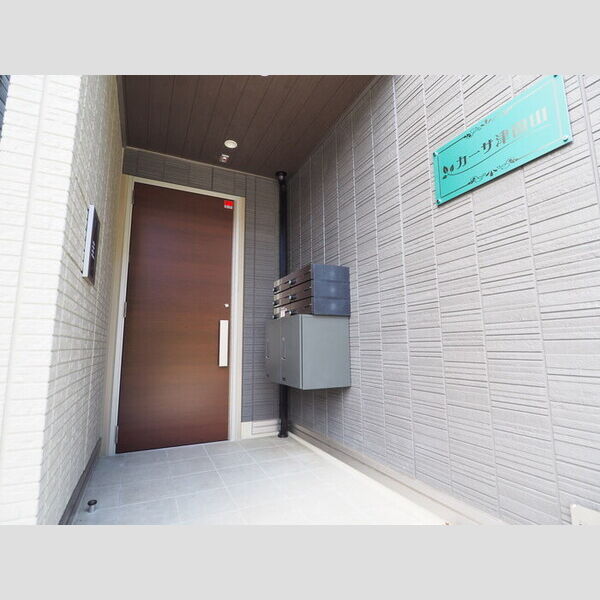 カーサ津田山 エントランス(オートロック・集合ポスト・宅配ボックス)