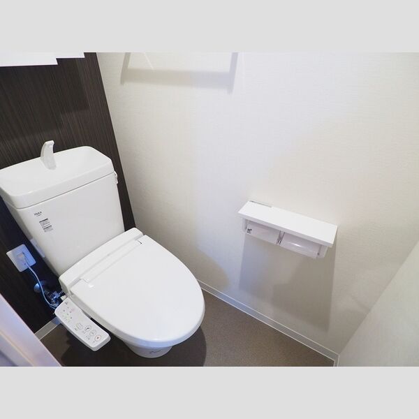 ロイジェントパークス千葉中央0606号室 温水洗浄便座