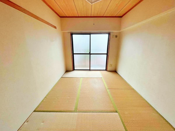 ピュアハイツ長洲 別部屋です