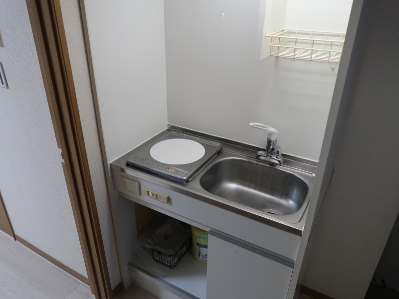 ファミール仲村B2階 キッチン