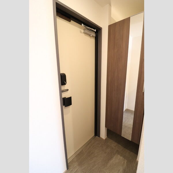 Noble villa浦和美園202号室 玄関