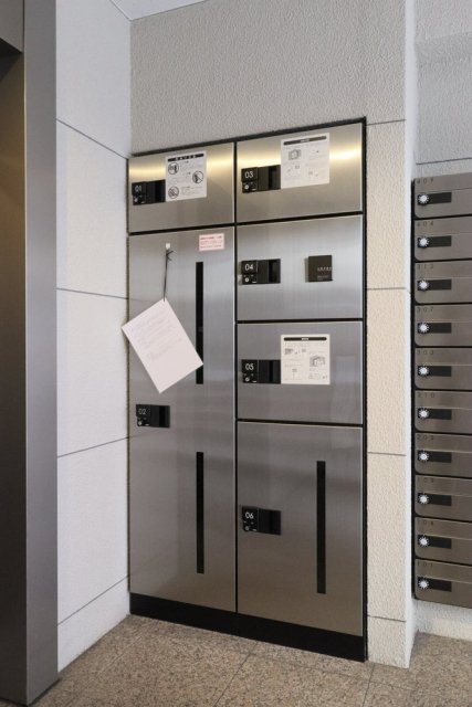 ステージファースト東麻布3階 宅配ボックス