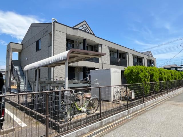 クレシア 外観写真（昼）