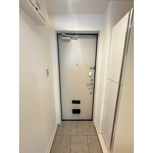 エクセラン西尾久East 玄関