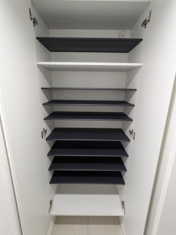 グランピア四谷0303号室 収納