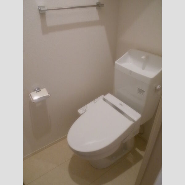 アンジュール203号室 トイレ