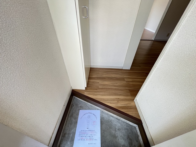 ヴィラシャンテ 玄関