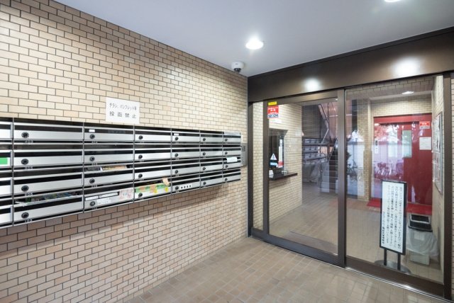 ラミアール三ノ輪駅前3階 エントランス