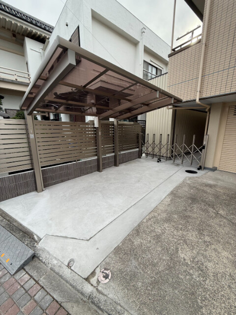 メゾン・ドTAKASAGO2階 駐輪場、バイク置き場有