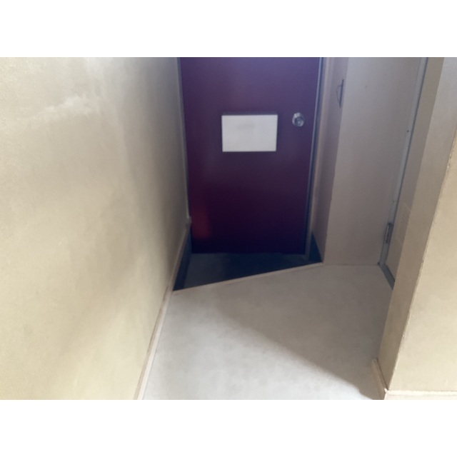 富山ハイツ 玄関