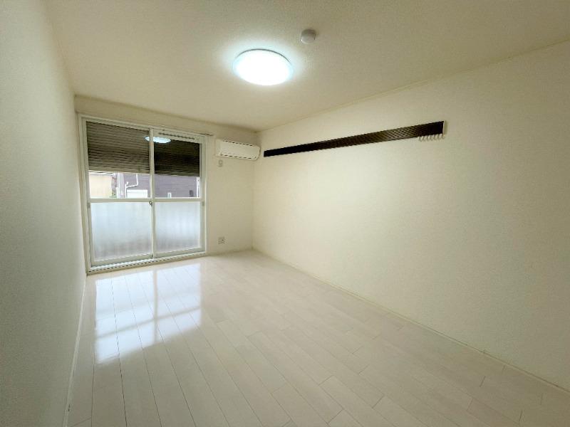 メゾンＩＮＡ 広々洋室☆