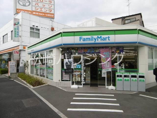 ロイヤルコーポ2階 ファミリーマート　新宿西落合三丁目