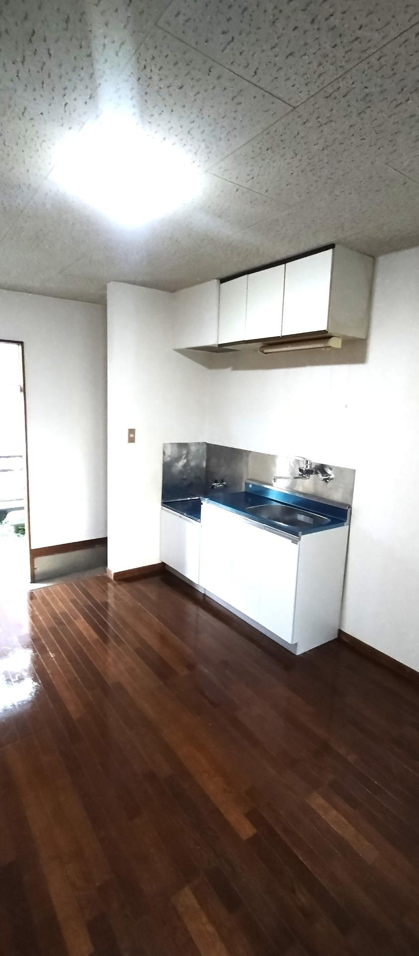 スターハイツ103号室 内観