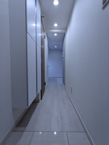 グランピア中野坂上0106号室 玄関