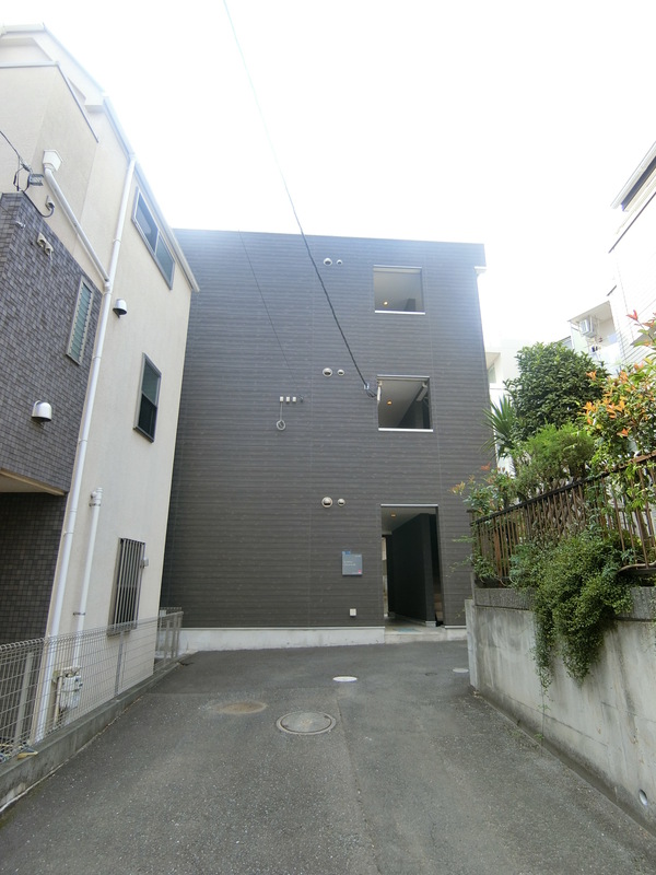 リブリ・ニューフィールⅡ1階 外観