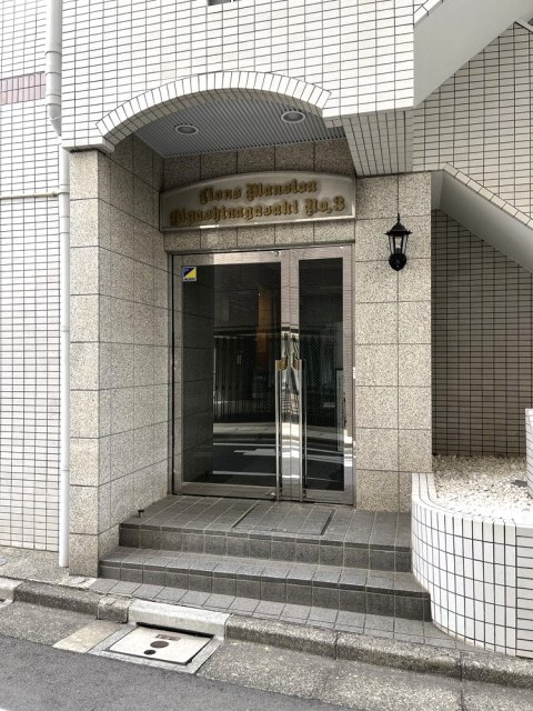 ライオンズマンション東長崎第参 エントランス