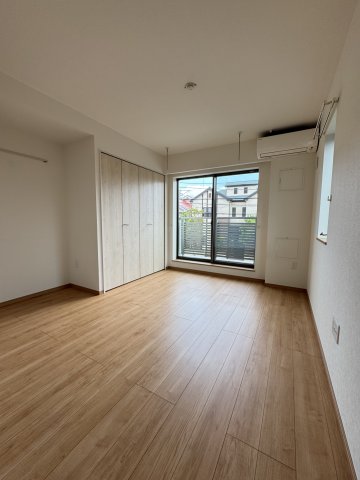 サンストリア0101号室 同じ間取り、反転タイプの別部屋お部屋の写真です。