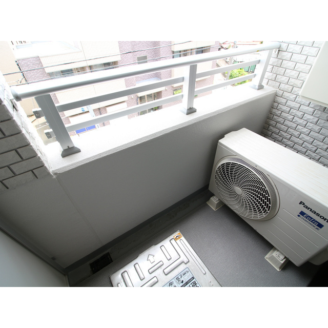 プレール・ドゥーク赤塚305号室 405バルコニー