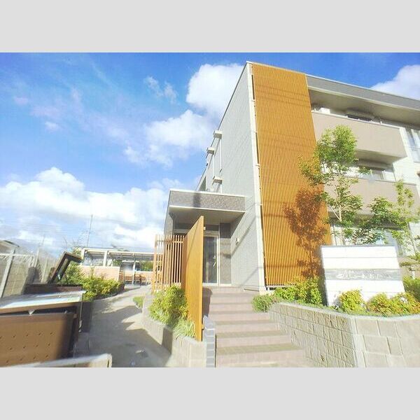 M's おおたか206号室 エントランス