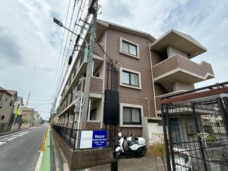 カーサウィステリア 外観