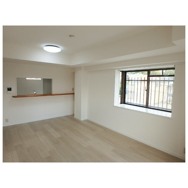 ロイヤルⅢ 内観